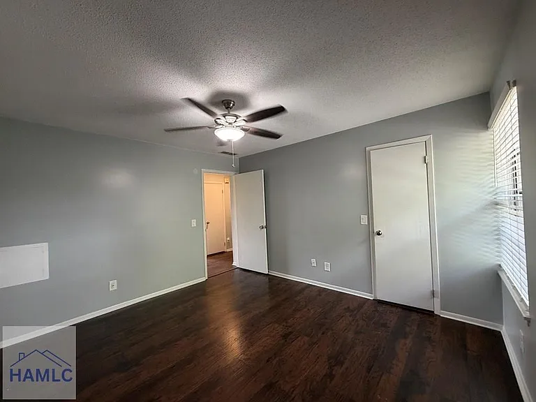 901 Olmstead Dr #11 — Photo 10