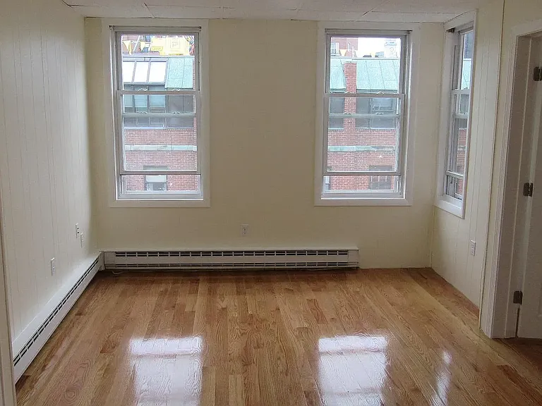 24 Battery St #5A — Photo 6