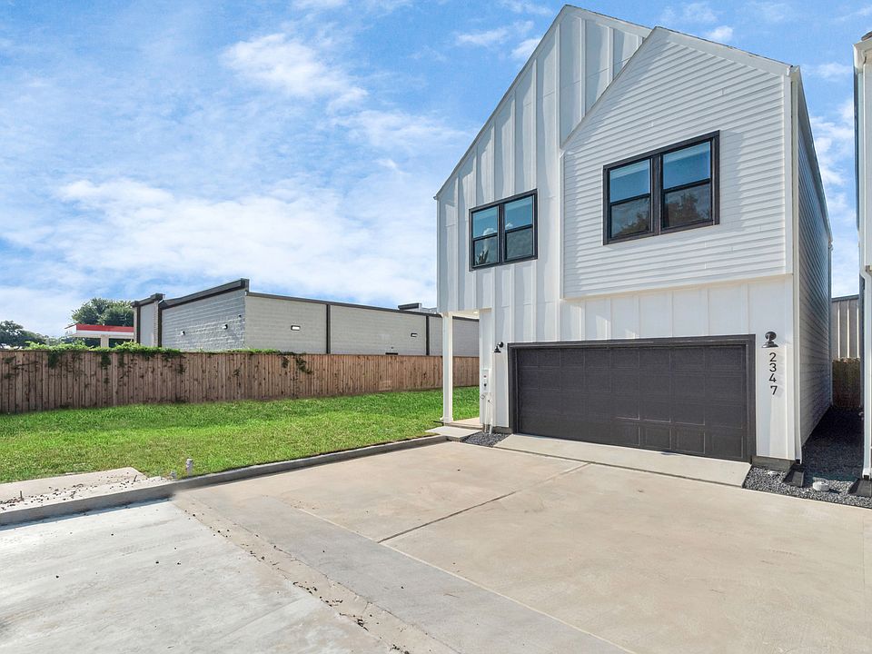 1st image of 2347 Hoskins Dr