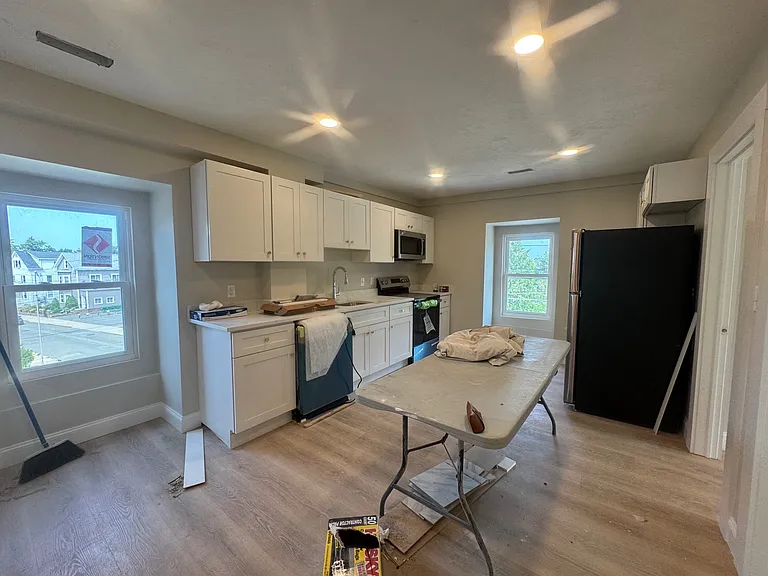 74 Washington St #8 — Photo 9