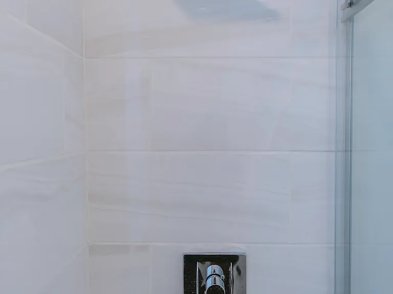 1819 S Laflin St #2 — Photo 14