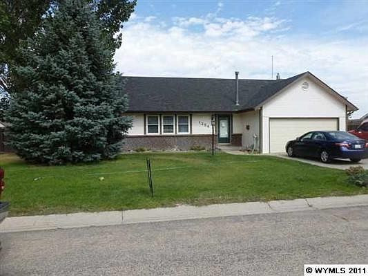 1st image of 1254 Green River Dr