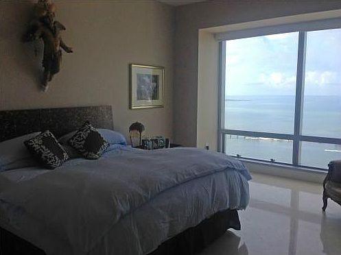 5th image of 1425 Brickell Ave APT 61A