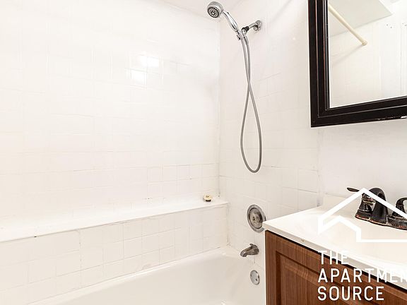 5th image of 888 W Lill Ave #1FRONT