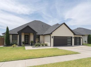 15413 Fountain Creek Ln, Edmond, OK 73013