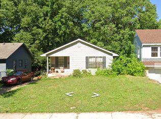 6826 Walrond Ave, Kansas City, MO 64132