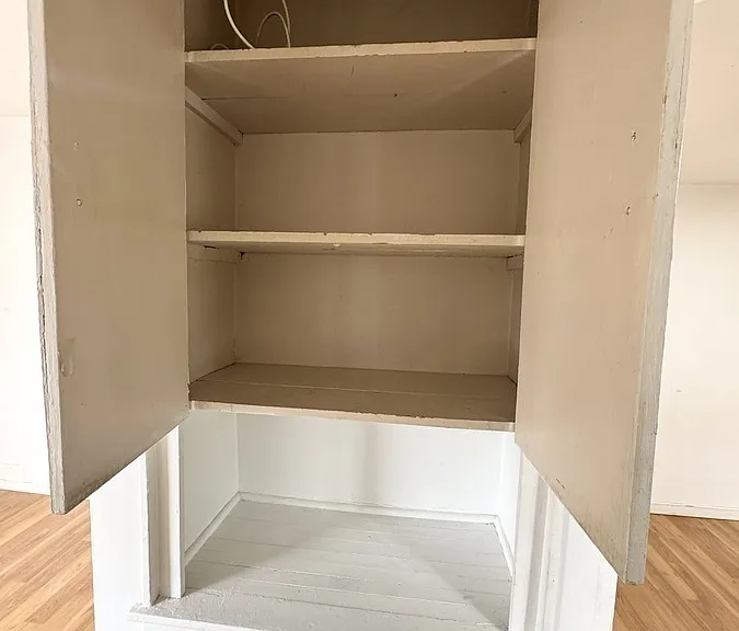 1118 Howard Ave #2 — Photo 8