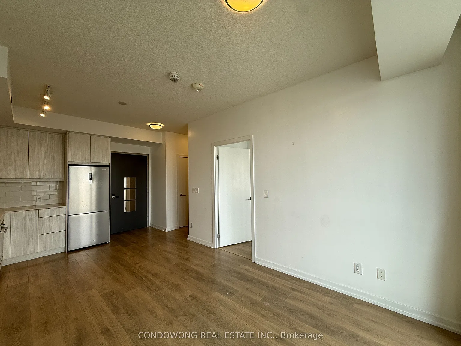 2 bed, $2,700 — Photo 4