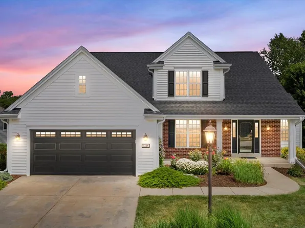 1346 Goldfinch WAY, Oconomowoc, WI 53066