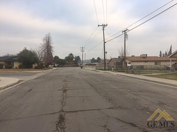 4th image of 219 E Warren Ave