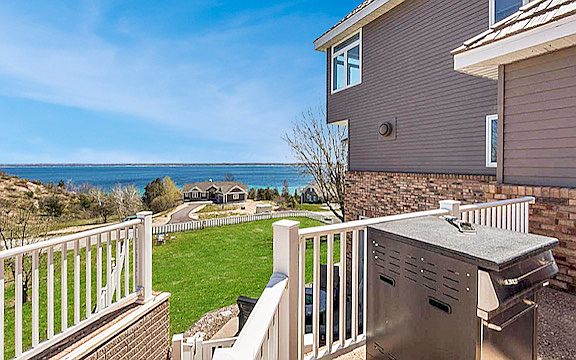 4th image of 14829 Mallard Dr