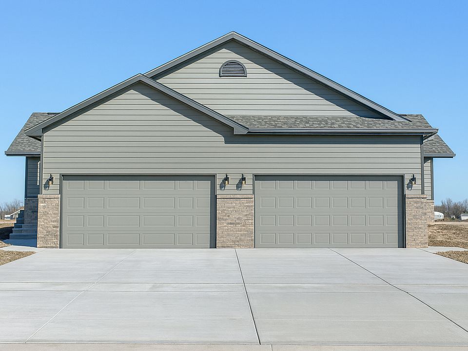 1st image of 2106 E Village Estates Dr