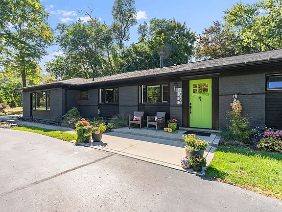 2nd image of 4860 Tullamore Dr