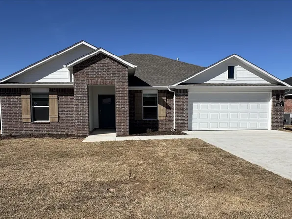 802 Picard Ave, Lowell, AR 72745