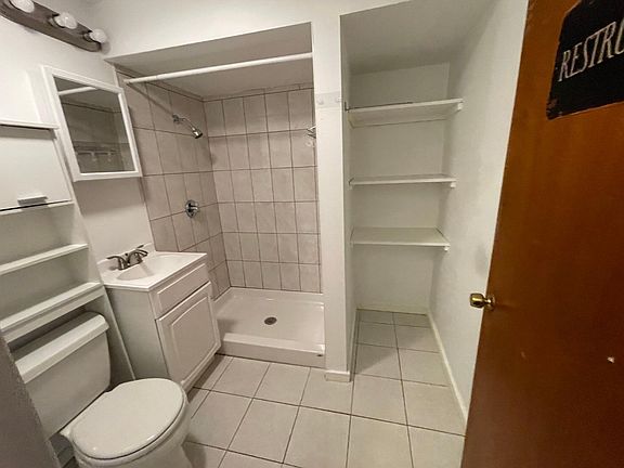 3rd image of 198 Saint Paul St #B