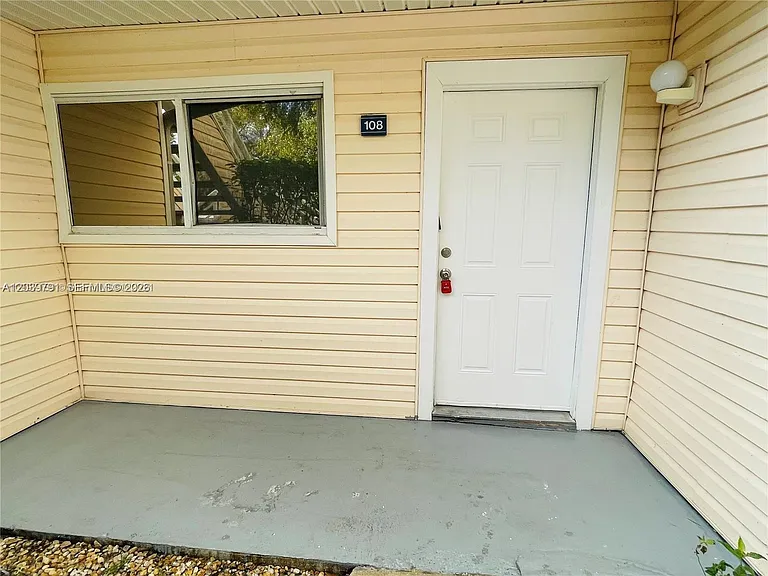 3449 NW 44th St #108 — Photo 2