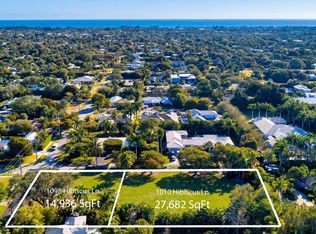 1010 Hibiscus Ln, Delray Beach, FL 33444