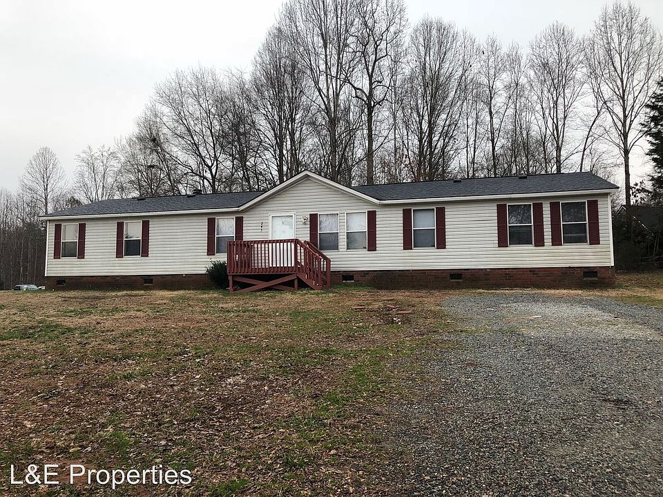 1st image of 245 Kem Ln