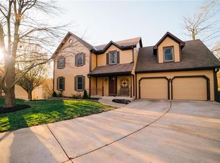 1900 SW Rock Creek Ct, Blue Springs, MO 64015