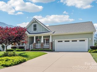 8 Amos Ct, Maggie Valley, NC 28751