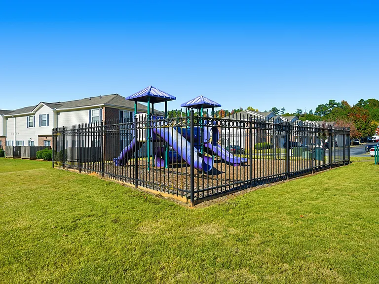 Battle Creek Village Townhomes — Photo 35