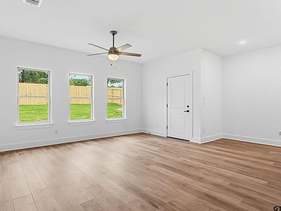 5th image of 2968 Calloway Rd