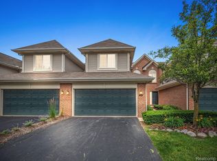 509 James Cir, Royal Oak, MI 48067