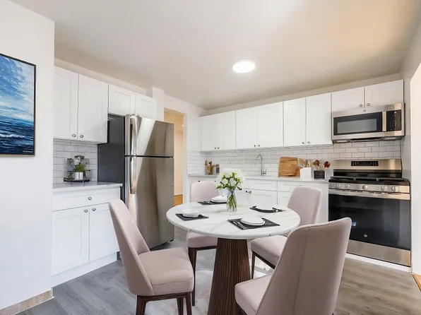 3845 Shore Parkway image 1 of 7