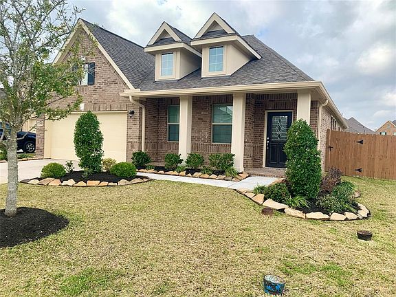 2nd image of 2847 Allesia Ln