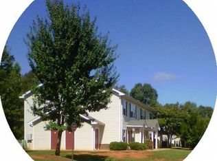 380 W 11th St, Siler City, NC 27344