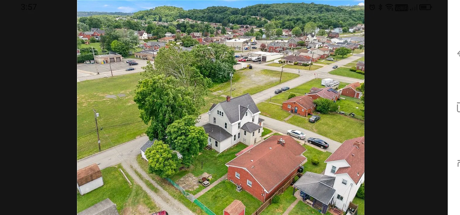 4 bed, $1,400 — Photo 1