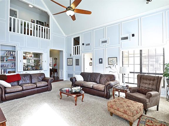 5th image of 5749 Meadow Dr