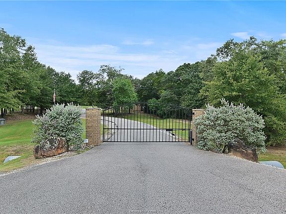 3rd image of 4342 Tuscany Trace Ct