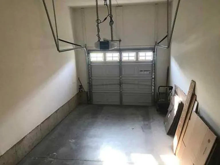 1 car Garage