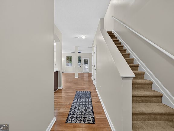 4th image of 1406 Bayrose Cir