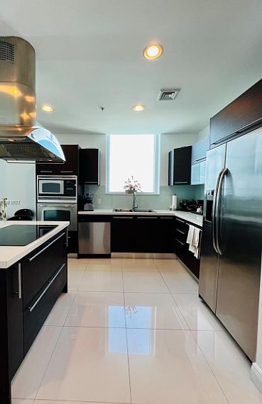 1st image of 7930 East Dr #728