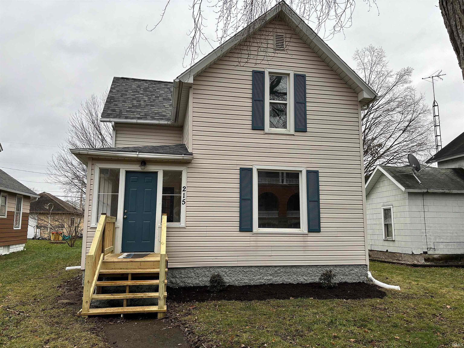 215 S Ijams St, Garrett, IN 46738 Zillow