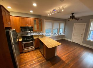 737 Parker St #2H, Boston, MA 02120