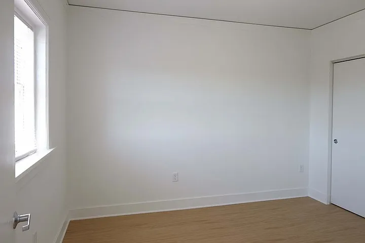 Ambassador — Photo 128