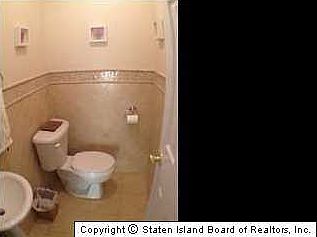 5th image of 325 Hamden Ave #1