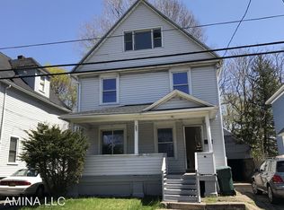 388 1st St, Rochester, NY 14605