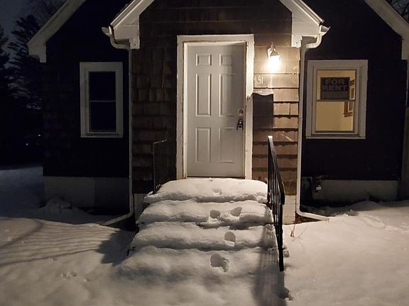 2nd image of 815 Oakley Ave