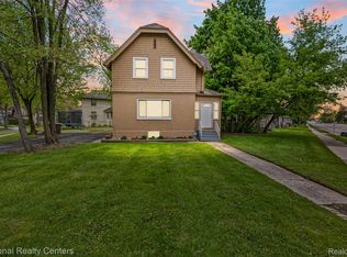 686 N Perry St, Pontiac, MI 48342