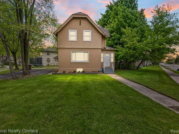686 N Perry St, Pontiac, MI 48342