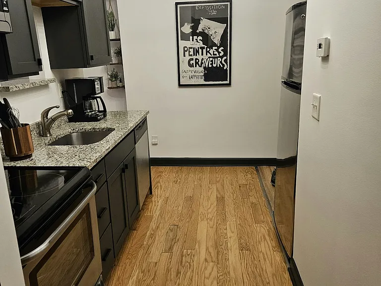172 River St #104 — Photo 8