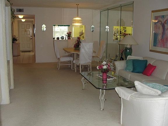 4th image of 10217 NW 24th Pl APT 204