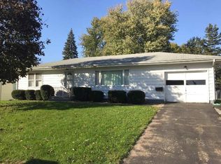 1916 W 37th St, Davenport, IA 52806