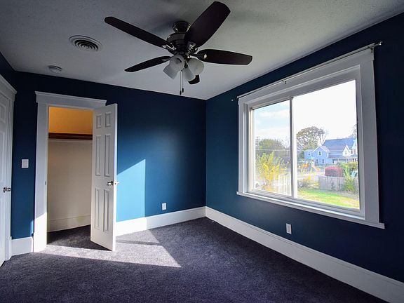 4th image of 1426 W 75th St #2