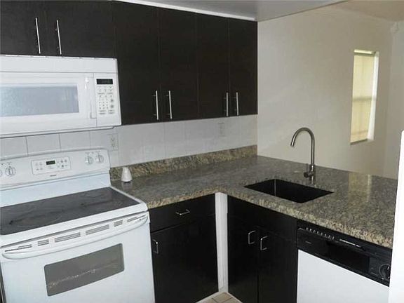 2nd image of 9189 Fontainebleau Blvd #501
