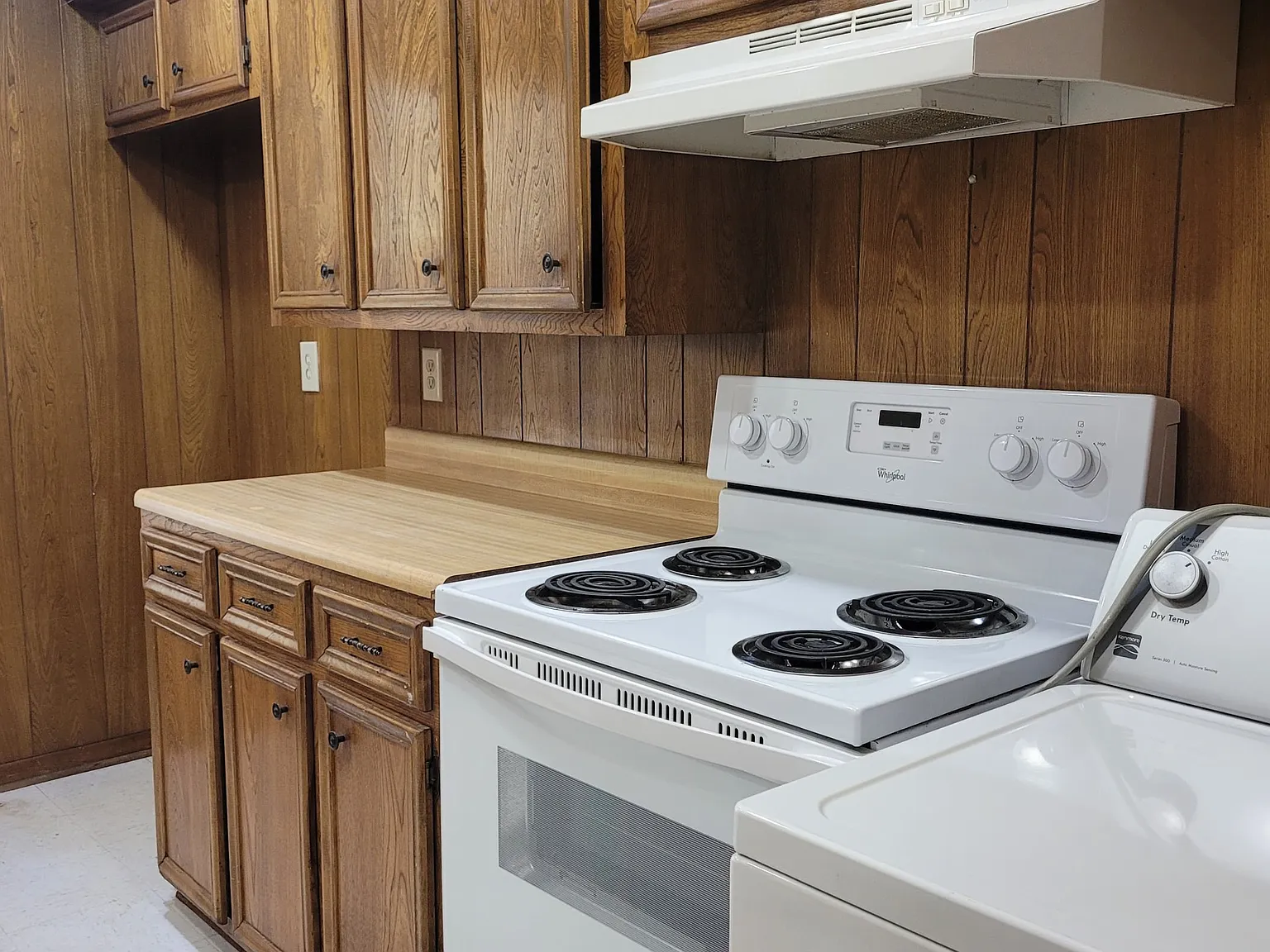 2 bed, 1060 sqft, $1,100 — Photo 3
